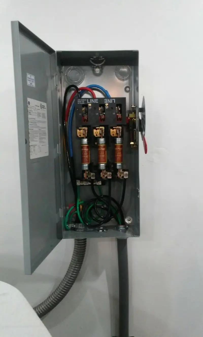 Three-phase disconnect switch installed for Electrical Wiring & Rewiring in Ada